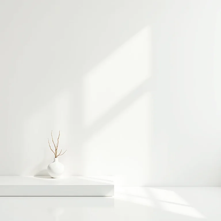 Interior minimalista escandinavo com paredes brancas e planta.