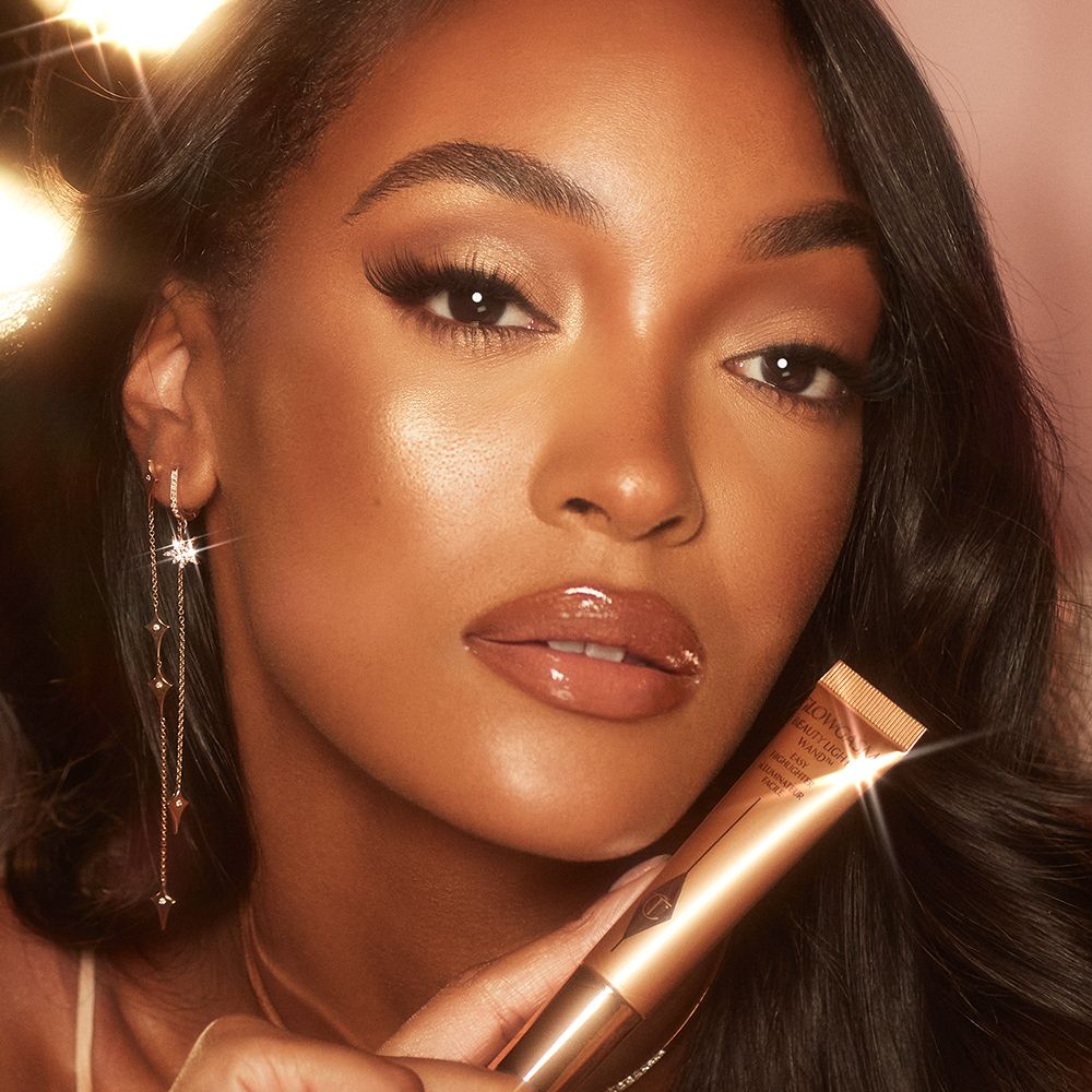 Do Dia à Noite: Adapte seu Iluminador para Cada Momento - inspiração 1