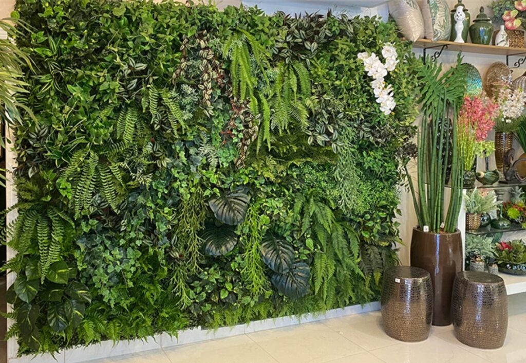 Vantagens Inesperadas: Por Que Ter um Jardim Vertical Artificial? - inspiração 2