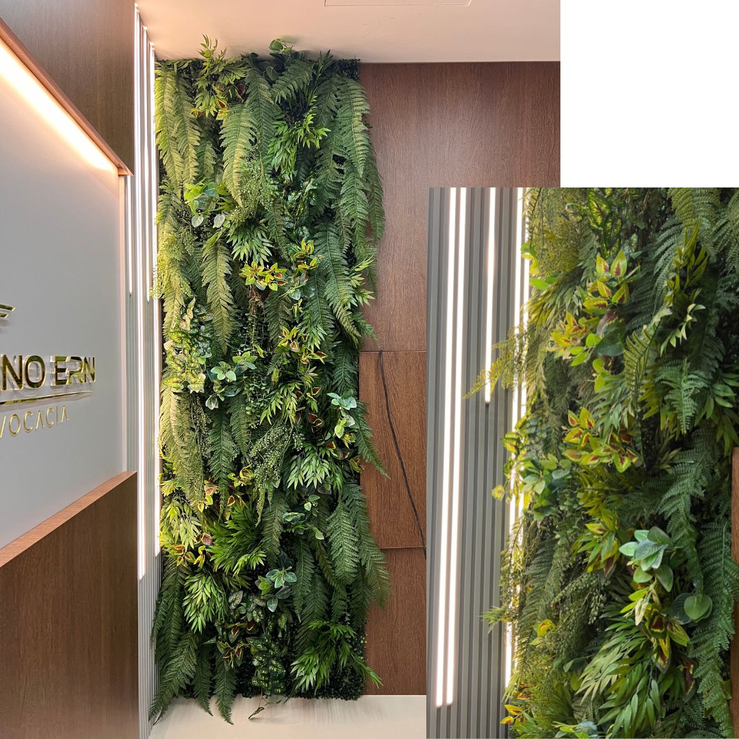 jardim vertical com flores artificiais