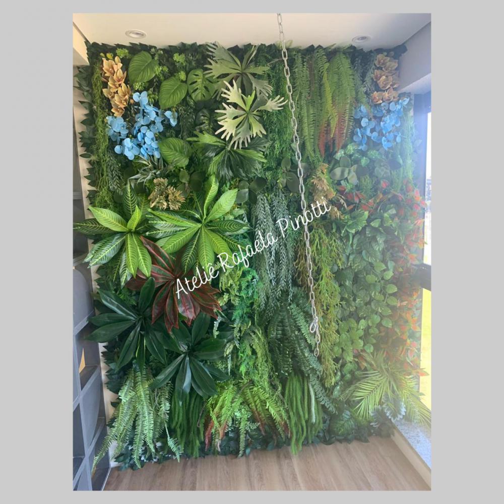 Ideias Criativas de Jardim Vertical Artificial para Pequenos Espaços