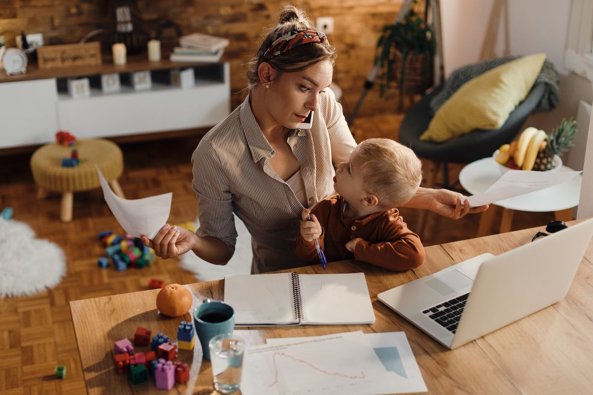 Como Superar a Culpa de Ser Mãe e Empreendedora