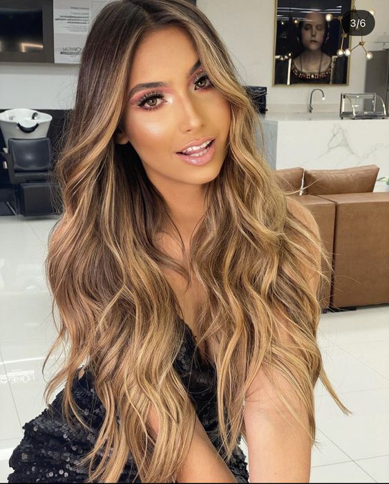 Tendências de cortes de cabelo para realçar a morena iluminada