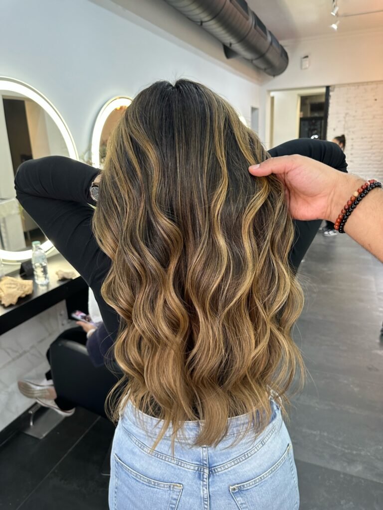 Como escolher o tom de morena iluminada ideal para seu tom de pele