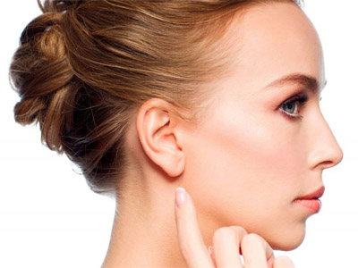 Ácido Hialurônico vs. Outros Preenchedores para Orelhas