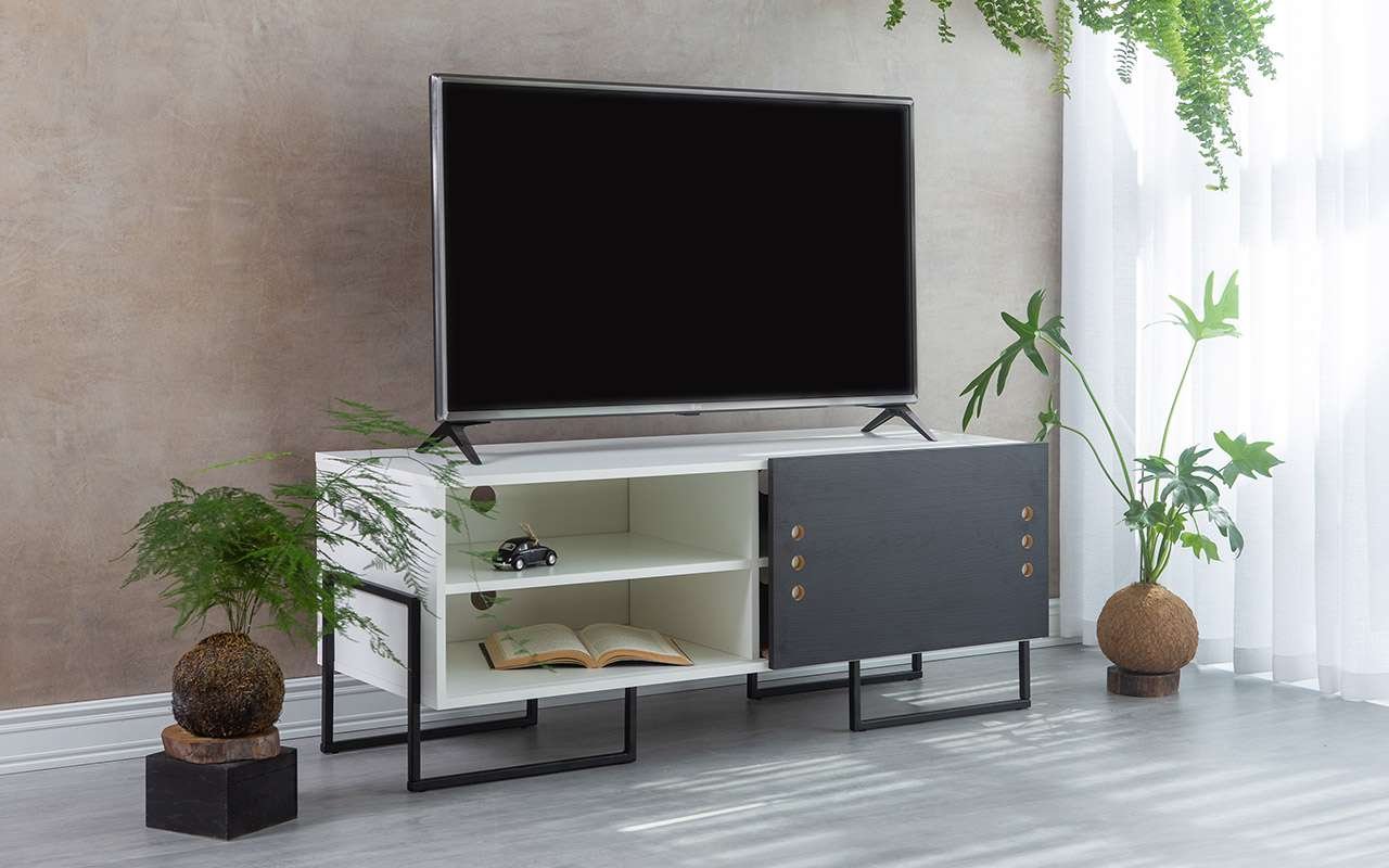 O Poder dos Espelhos: Racks com detalhes espelhados - inspiração 2