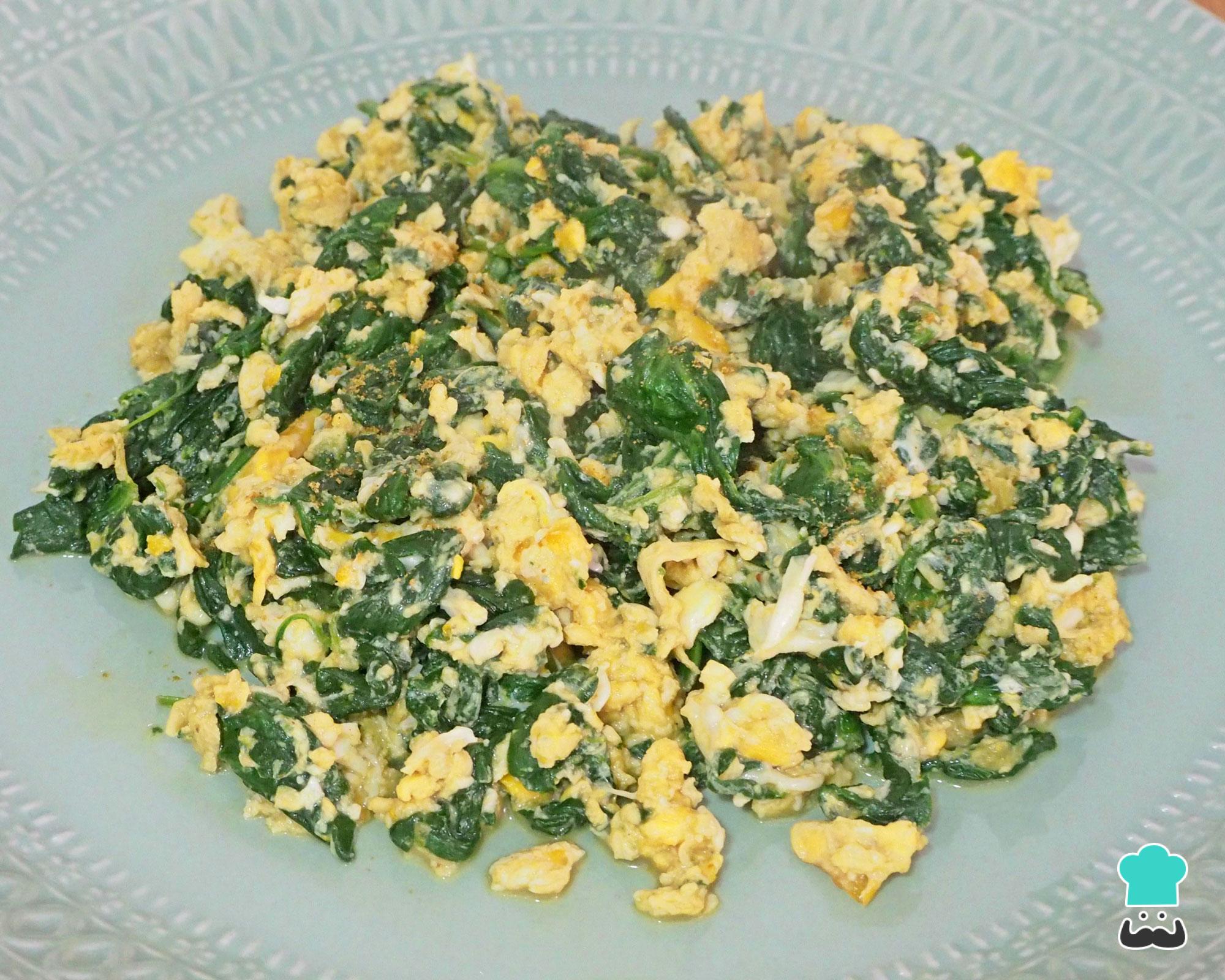 Ovos Mexidos Cremosos com Espinafre Fresco - inspiração 1