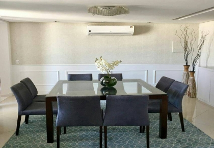 Dicas para combinar tapetes com móveis modernos