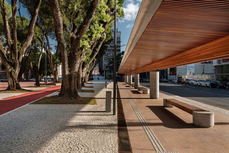 arquitetura hostil exemplos