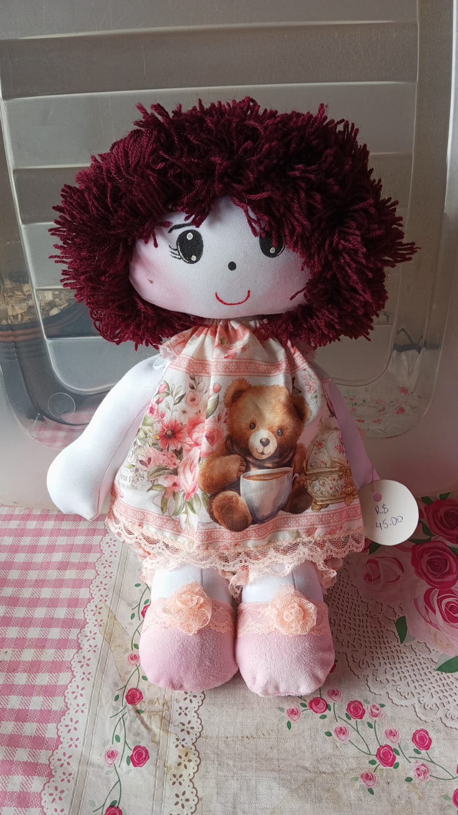 5 ideias de títulos:
1. MEI para Artesãos de Bonecas: Guia Completo para Formalização
2. Vantagens de ser MEI: Como o CNPJ Impulsiona seu Ateliê de Bonecas
3. Desmistificando o MEI: Passo a Passo para Artesãos de Bonecas de Pano
4. MEI Artesão: Tudo o que Você Precisa Saber Sobre CNAE e Faturamento
5. Venda Mais Bonecas de Pano: A Importância da Formalização como MEI