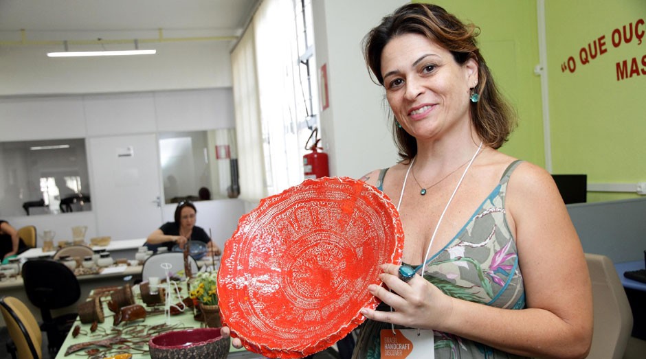 artesão em cerâmica mei