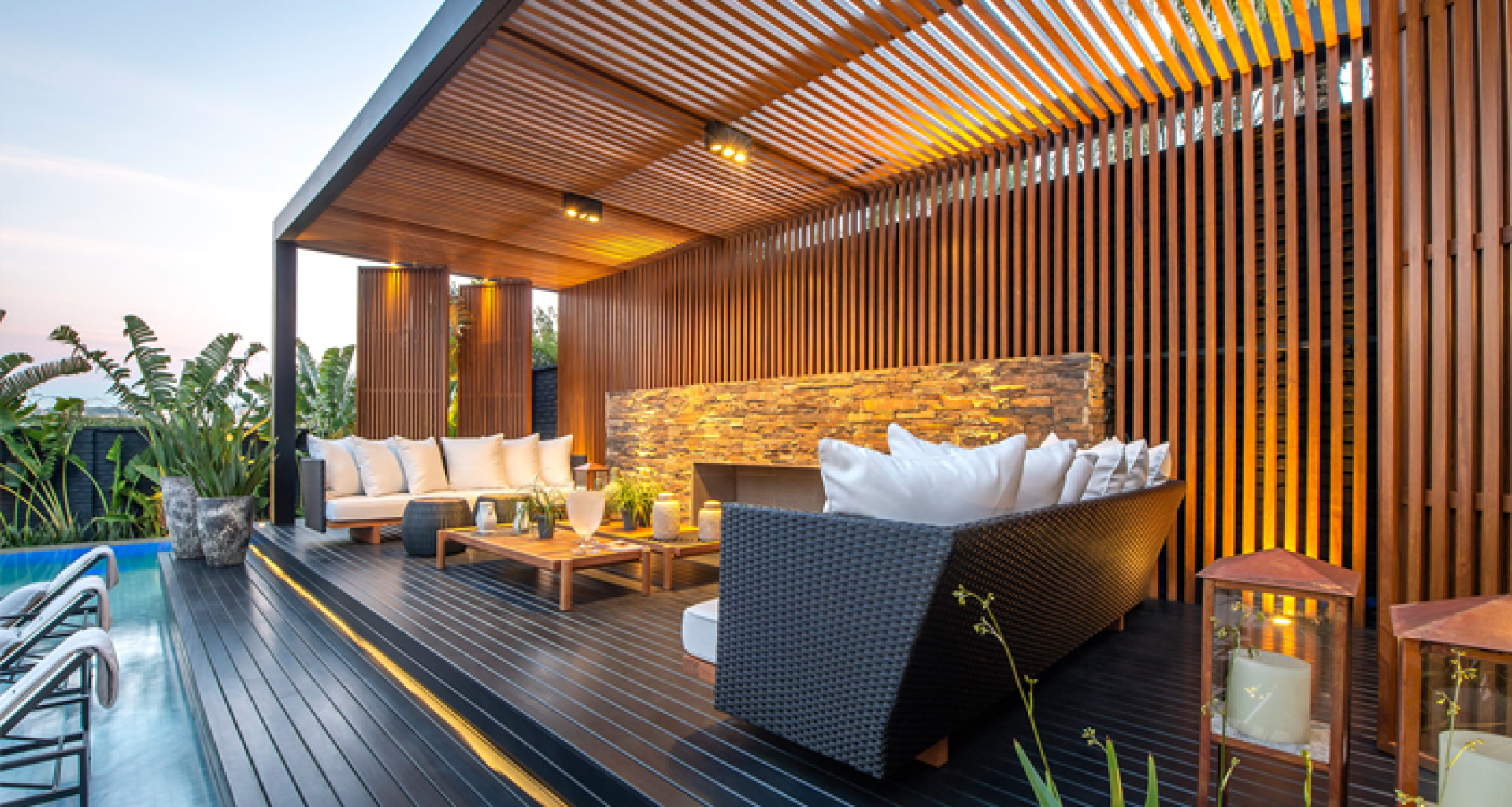 5 ideias de títulos:
1. Brise de Madeira: Guia Completo para Fachadas e Interiores
2. Transforme sua Casa com Brises de Madeira: Estilo e Funcionalidade
3. Brise de Madeira vs. WPC: Qual a Melhor Escolha para seu Projeto?
4. Quanto Custa um Brise de Madeira? Análise de Preços por Metro Quadrado
5. Brises de Madeira: Inspirações e Aplicações Criativas para sua Arquitetura