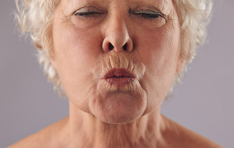 5 ideias de títulos:
1. Código de Barras: Entenda as Causas e os Tratamentos Mais Eficazes
2. Guia Completo: Como Prevenir e Tratar as Rugas ao Redor da Boca
3. Skinbooster vs. Preenchimento: Qual o Melhor para o Código de Barras?
4. Bioestimuladores de Colágeno: A Solução Natural para Rugas Periorais
5. Dicas de Skincare para Combater o Código de Barras