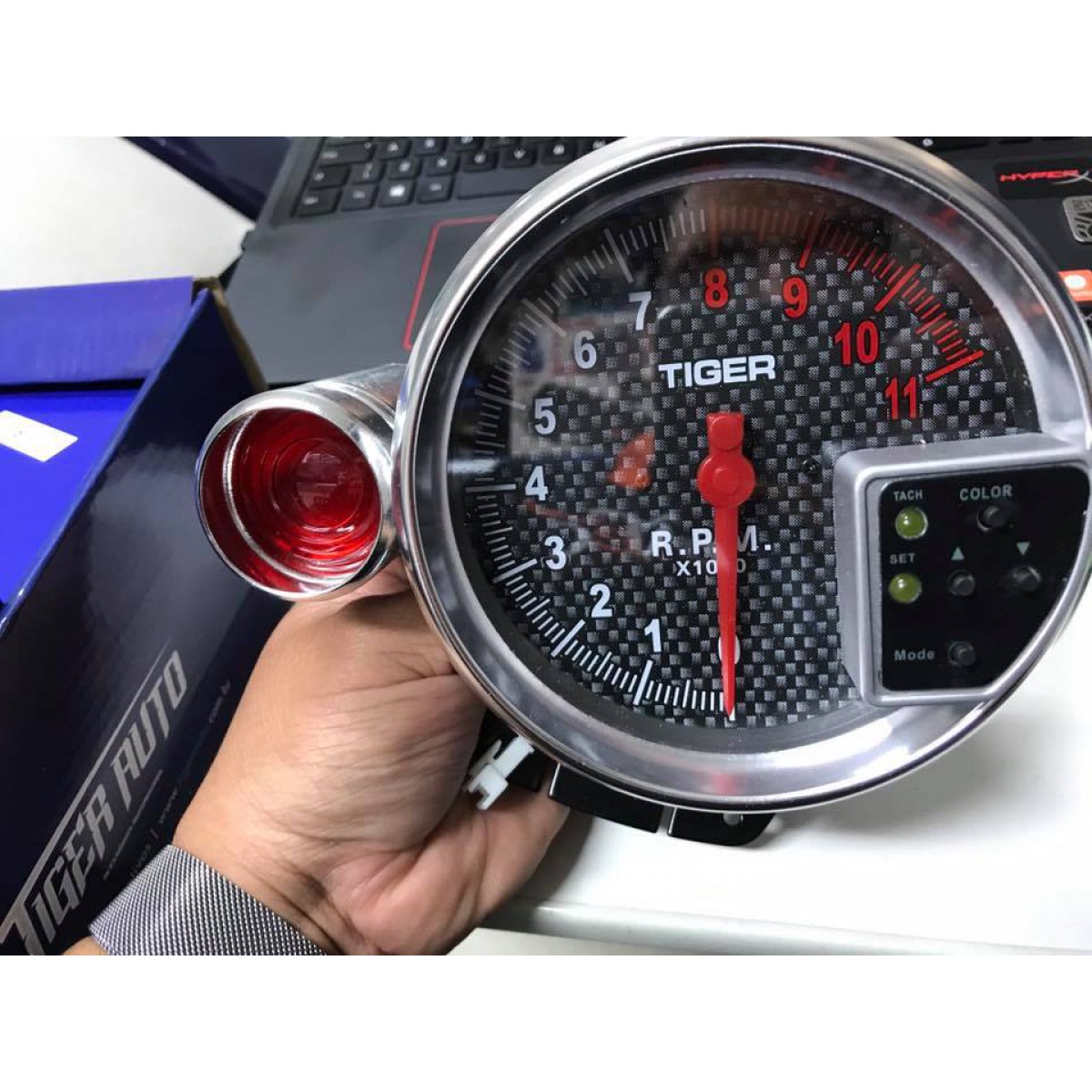 conta-giros com shift light