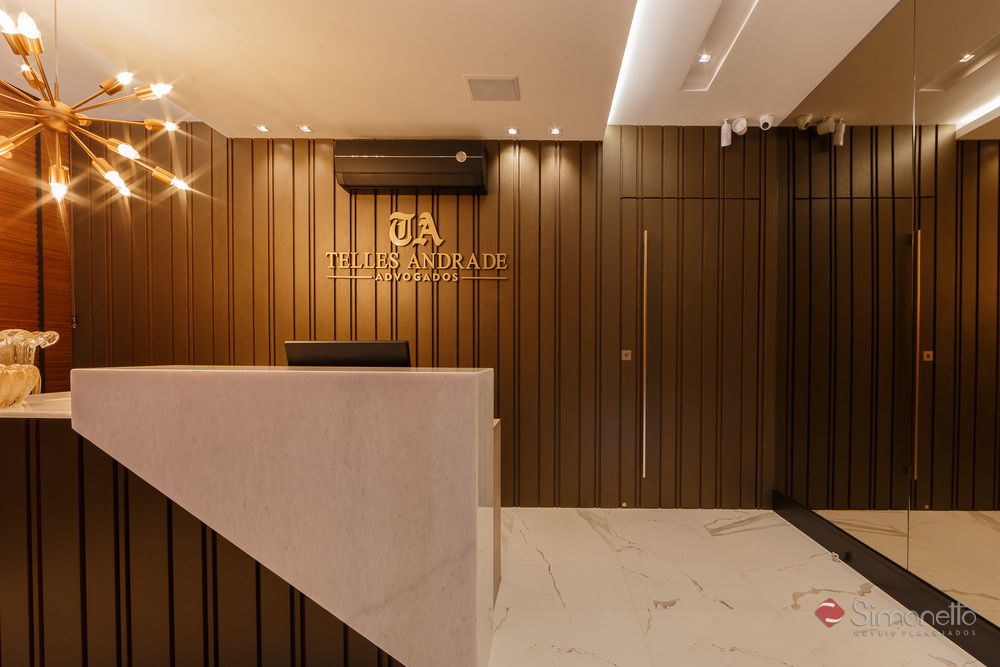 Móveis de Luxo vs. Funcionalidade: Como Equilibrar no Escritório de Advocacia
