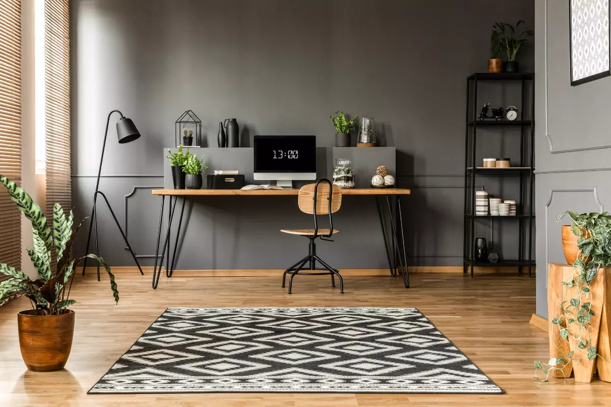 5 ideias de títulos:
1. Home Office Minimalista: Menos é Mais para sua Produtividade
2. Iluminação Perfeita: Como Criar um Home Office Agradável
3. Móveis Inteligentes: Otimizando Espaços Pequenos no seu Home Office
4. Decoração Afetiva: Personalize seu Home Office com Plantas e Quadros
5. Tendências de Cores e Materiais para o Home Office de 2026