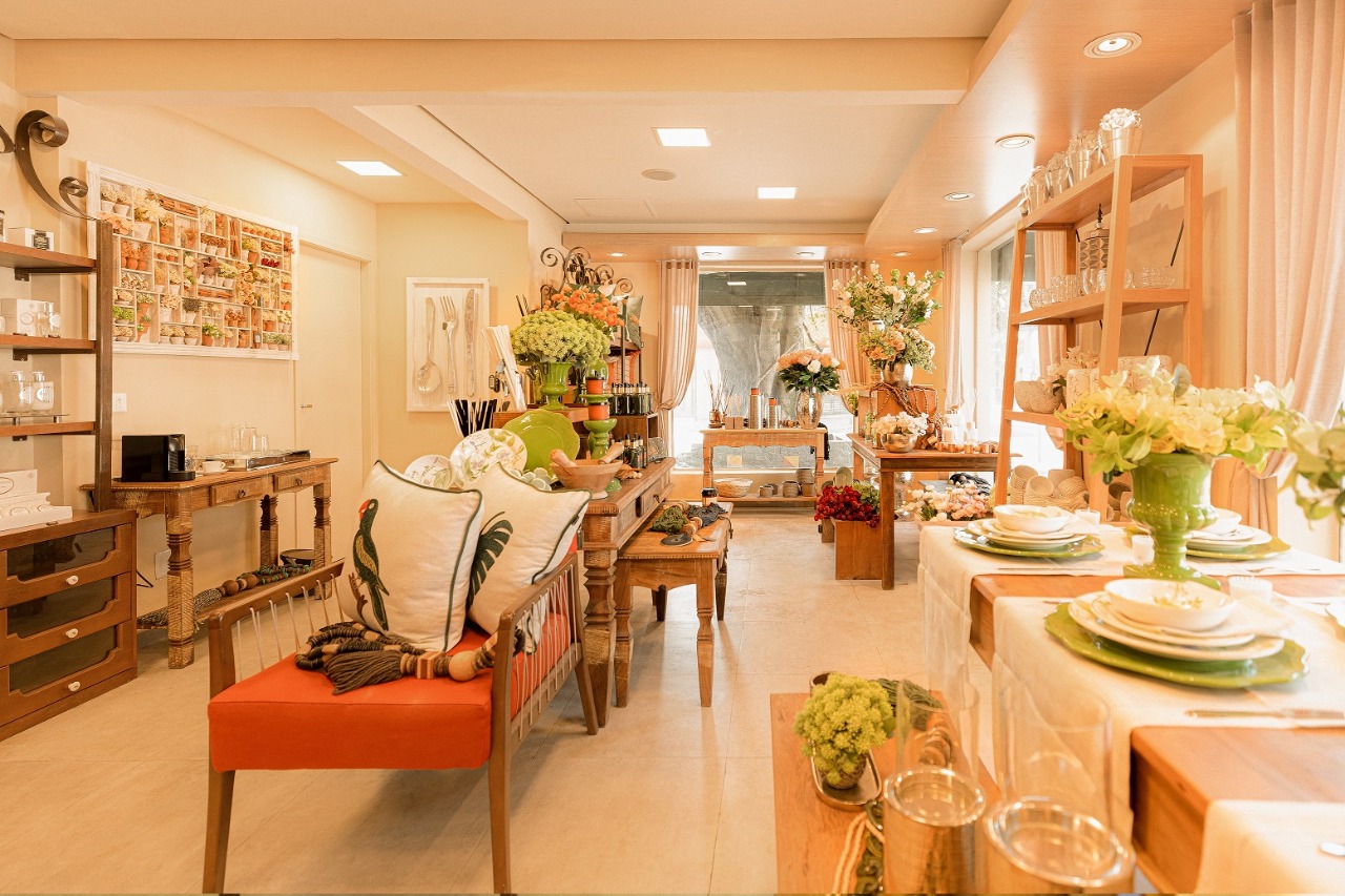 Tendências de Decoração 2025 para o Varejo de Cosméticos