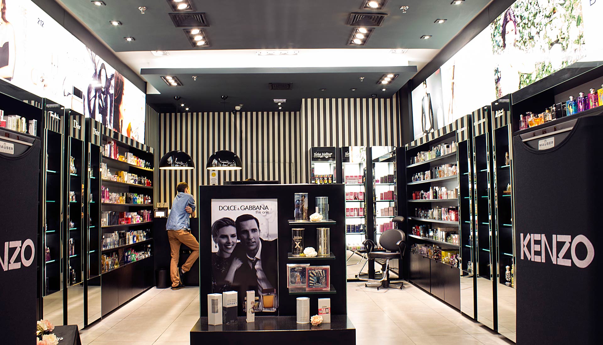 decoração de loja de cosméticos