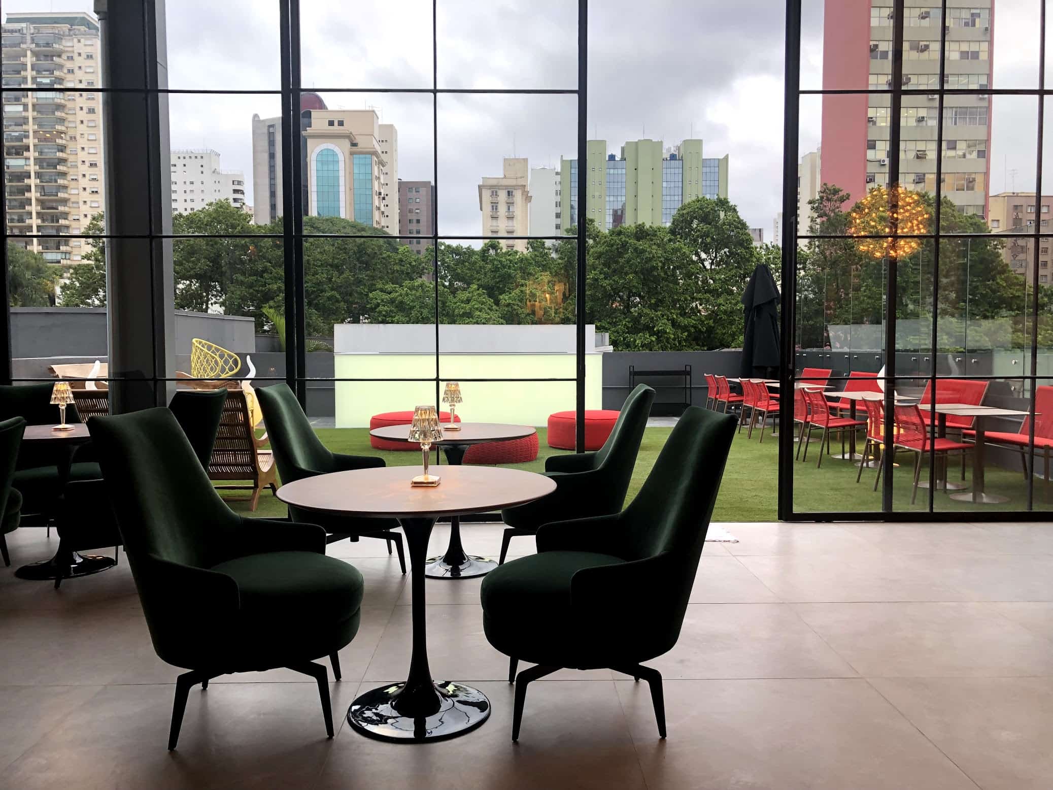 Guia Completo: Como Criar um Ambiente Pet Friendly Perfeito no Seu Restaurante