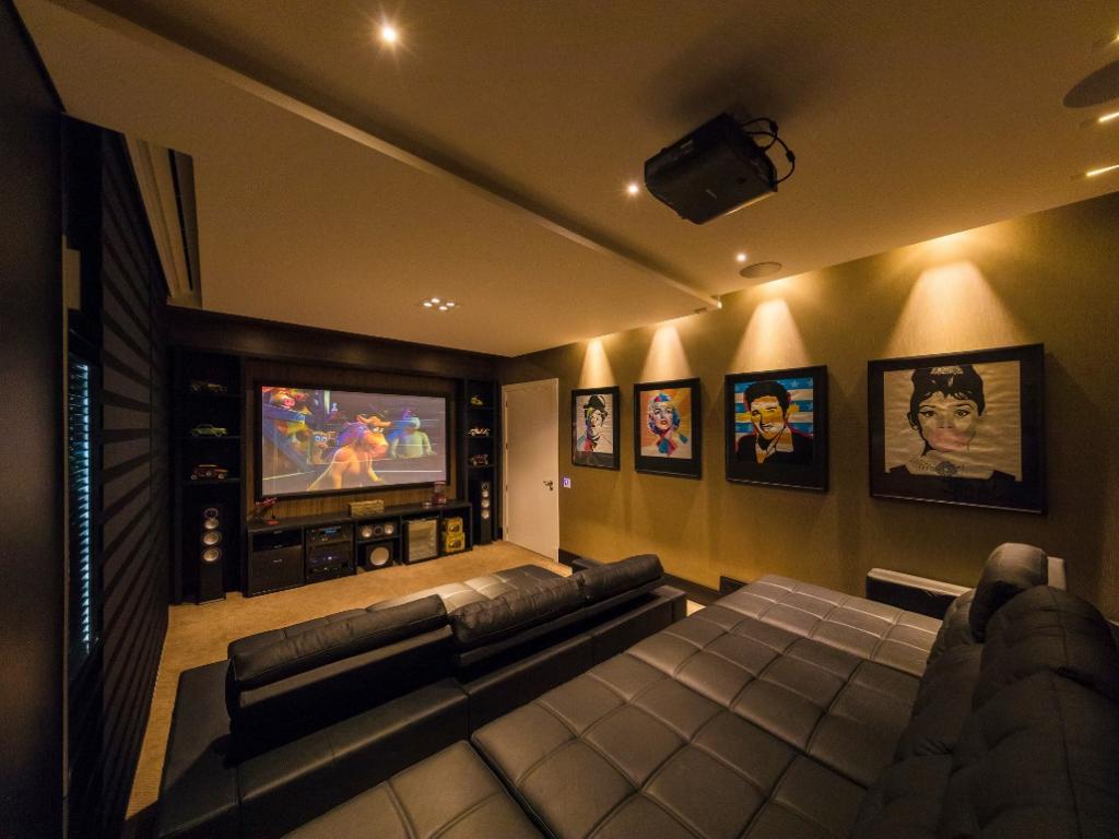 O guia definitivo para o tamanho e posicionamento ideal da sua TV