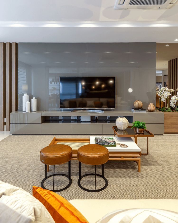 Cores que transformam sua sala de TV em um ambiente sofisticado