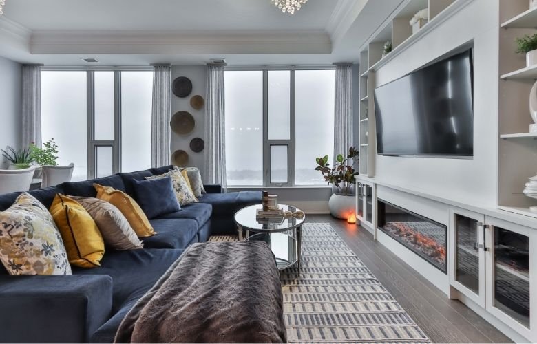 decoração de sala de tv grande e moderna