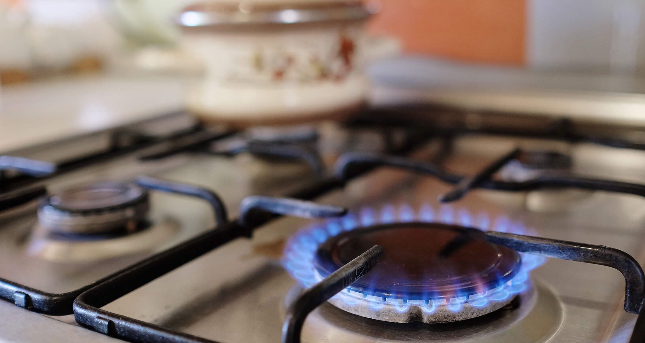 Além do Supermercado: Dicas Essenciais para Economizar Gás e Tempo na Cozinha