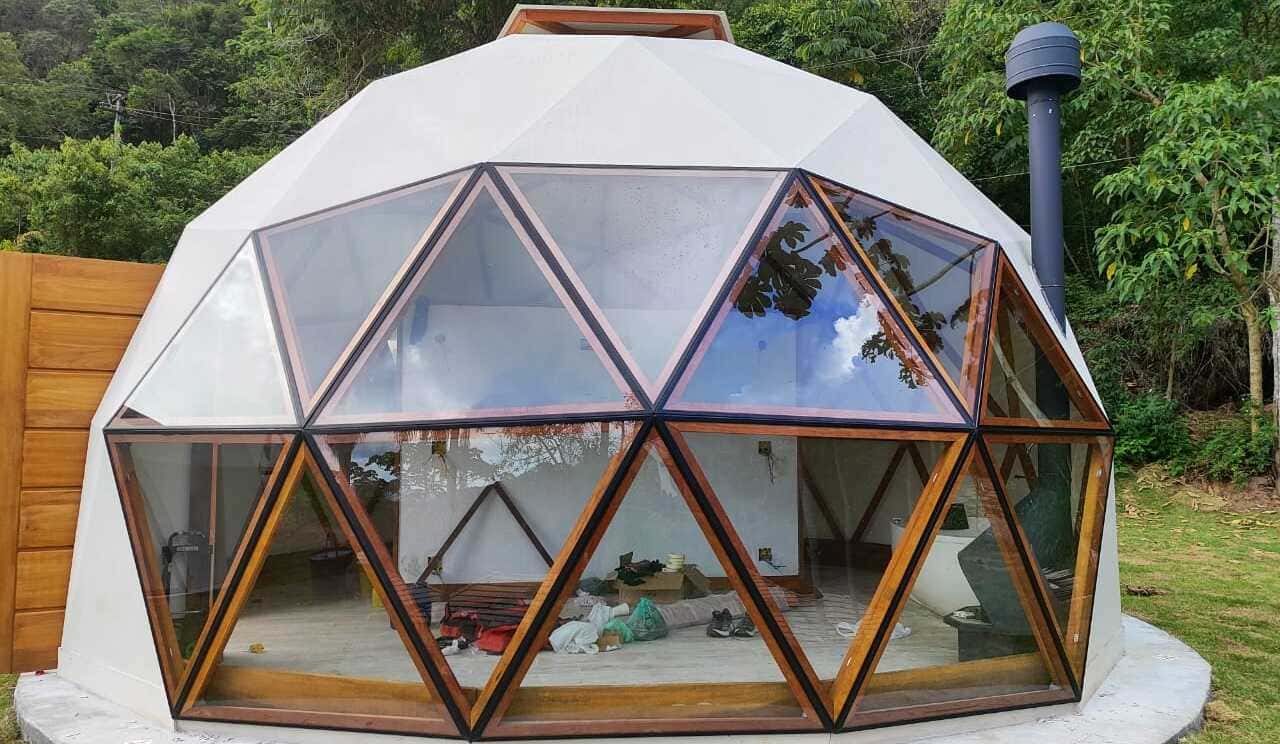 Hospedagem em Domos Geodésicos: As Melhores Opções de Glamping no Brasil
