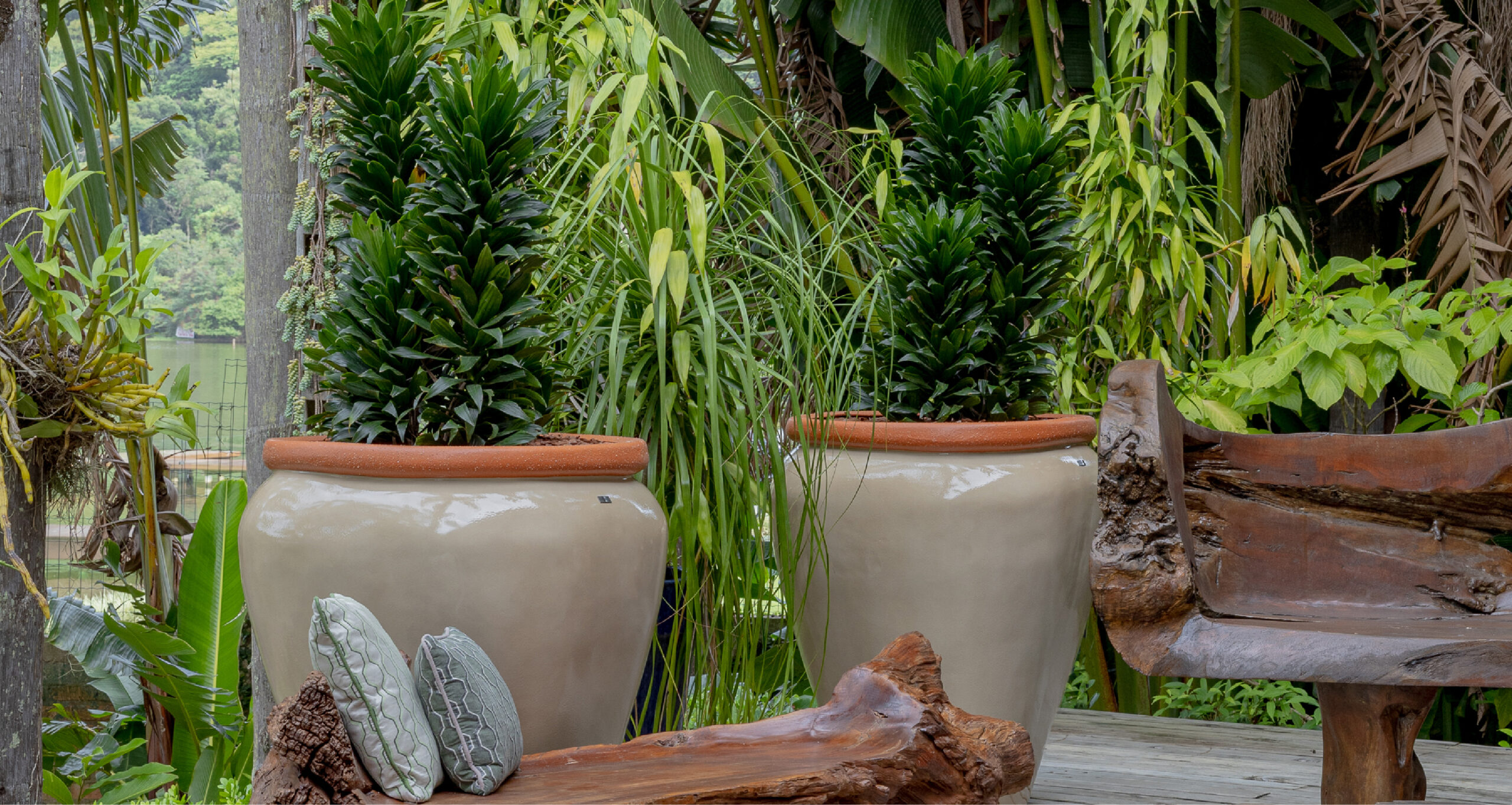 Reutilizando materiais em casa para a drenagem de vasos