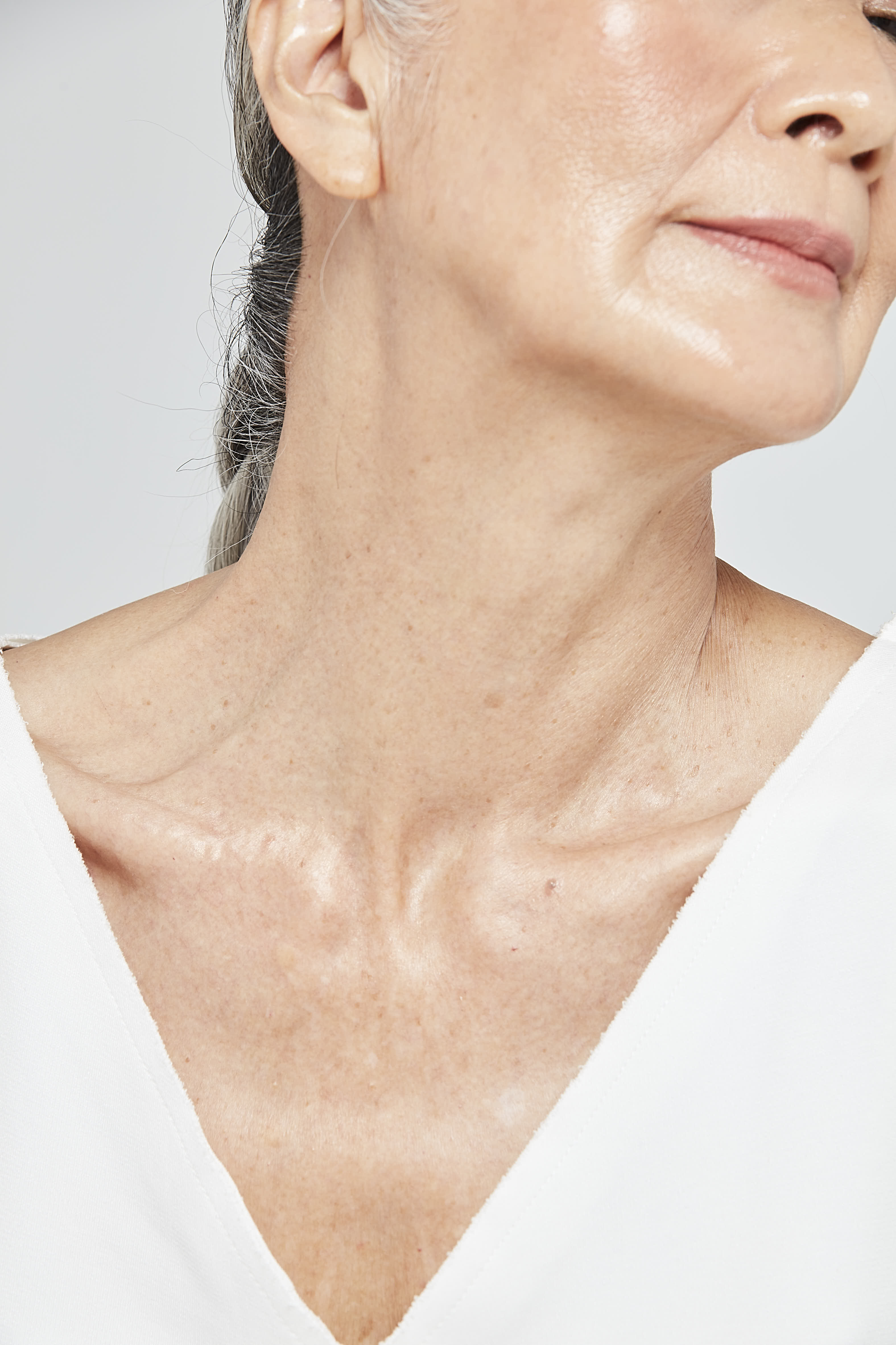 melhores dicas para cuidar pescoço e colo