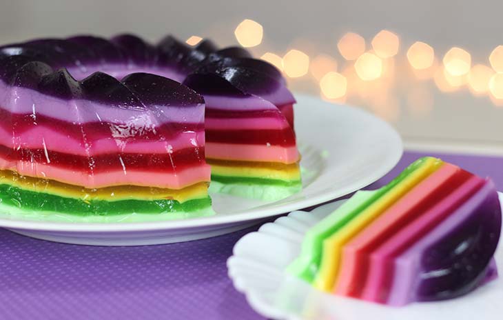 5 ideias de títulos:
1. Gelatina Capilar: O Segredo para Cachos Definidos e Duradouros
2. Como Usar Gelatina no Cabelo: Guia Completo para Evitar o Ressecamento
3. Misturinha Mágica: Potencialize sua Finalização com Creme e Gelatina
4. Gelatina vs. Creme de Pentear: Qual o Melhor para Seus Cachos?
5. Dicas de Ouro para Quebrar o 