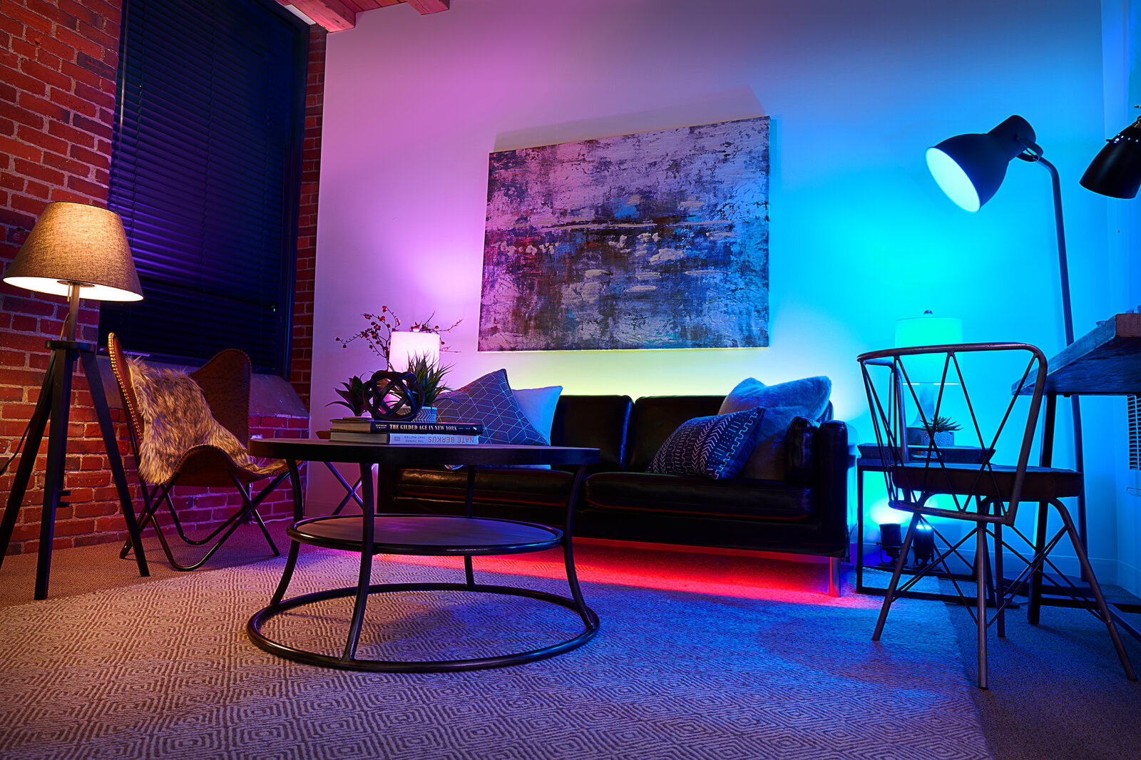 5 ideias de títulos:
1. Guia Completo: Como Escolher a Temperatura de Cor Ideal para Cada Ambiente em 2026
2. Fitas de LED vs. Perfis de LED: Qual a Melhor Opção para Sua Decoração?
3. Automação Residencial com Iluminação Inteligente: Um Investimento para o Futuro
4. Os Benefícios da Iluminação LED para a Eficiência Energética e Sustentabilidade
5. Onde Comprar Iluminação LED em 2026: Comparativo de Preços e Lojas