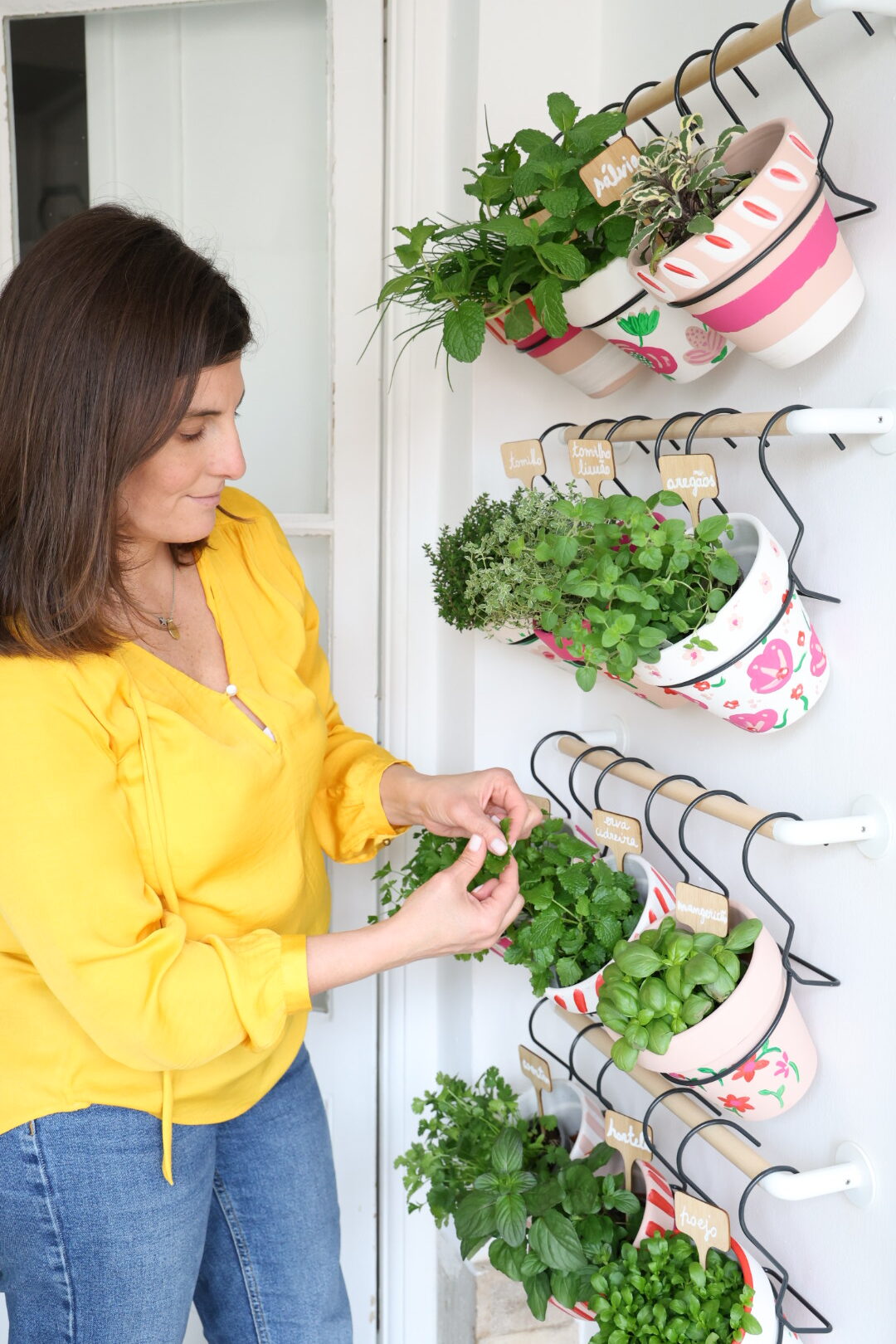 jardim vertical para plantas aromáticas