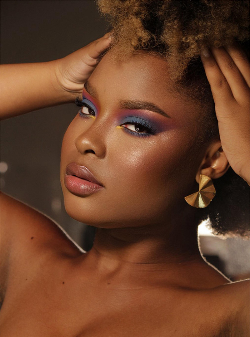 5 ideias de títulos:
1. As Melhores Bases de Longa Duração para uma Pele Impecável
2. Guia Completo: Como Escolher a Base de Longa Duração Ideal
3. Testamos as Bases de Longa Duração Mais Populares: Veja os Resultados!
4. Base de Longa Duração: O Segredo para uma Maquiagem que Dura Horas
5. Dicas de Ouro: Aplicando sua Base de Longa Duração para Máximo Efeito