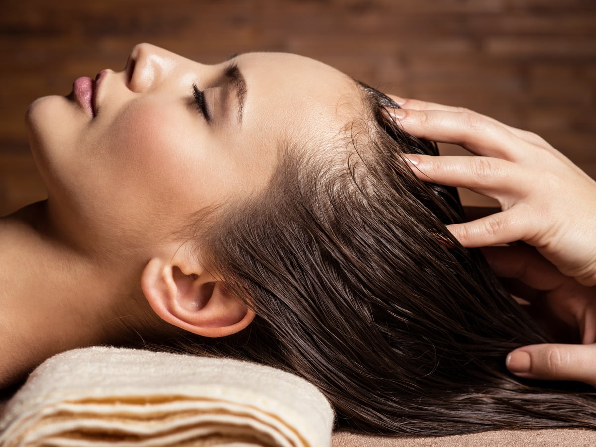 5 ideias de títulos:
1. Massagem Capilar: O Guia Completo para um Cabelo Saudável e um Couro Cabeludo Revitalizado.
2. Descubra os Benefícios Incríveis da Massagem Capilar para o Crescimento e Fortalecimento dos Fios.
3. Como Fazer Massagem Capilar em Casa: Passo a Passo Simples para Relaxamento e Saúde.
4. Head Spas: A Experiência Definitiva de Relaxamento e Tratamento para o Seu Cabelo.
5. Massagem Capilar: Solução Natural para Queda de Cabelo