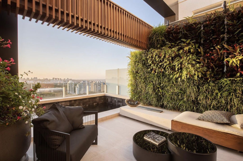 5 ideias de títulos:
1. Biofilia: Como a Conexão com a Natureza Transforma Ambientes
2. Design Biofílico: Guia Completo para Aplicar em Casa e no Trabalho
3. Os Benefícios Surpreendentes da Biofilia para a Saúde Mental e Produtividade
4. Da Teoria à Prática: Exemplos de Biofilia em Arquitetura Moderna
5. Como a Biofilia Reduz o Estresse e Melhora o Humor nos Espaços Urbanos