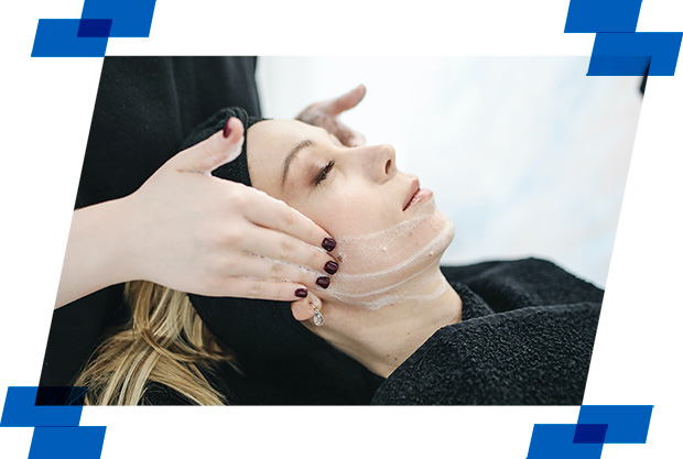 5 ideias de títulos:
1. Os Melhores Óleos de Limpeza Facial para uma Pele Impecável
2. Guia Completo: Como Escolher e Usar o Óleo de Limpeza Ideal
3. Óleo de Limpeza vs. Água Micelar: Qual a Melhor Opção para Você?
4. Benefícios Surpreendentes do Óleo de Limpeza para Todos os Tipos de Pele
5. Rotina de Skincare Noturna: A Importância do Óleo de Limpeza