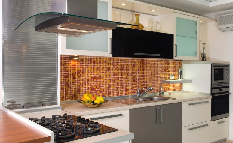 Manutenção e Limpeza de Pastilhas de Vidro: Mantenha o Brilho