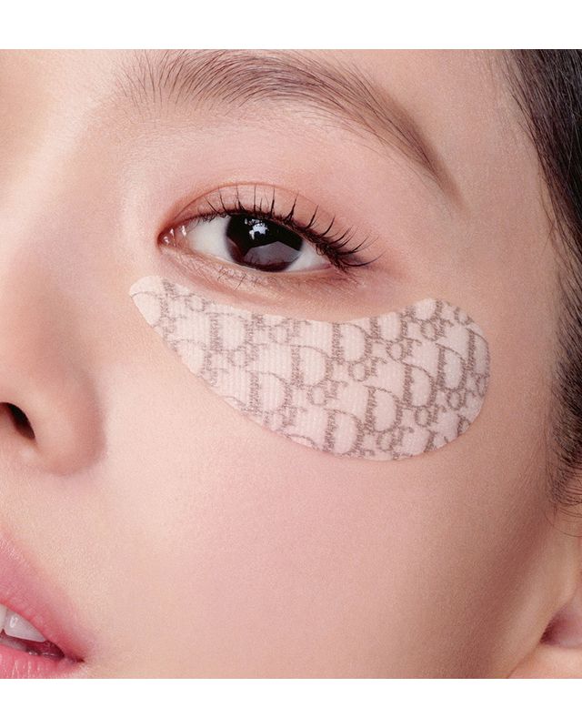 Rotina de Resgate: Patches para Olhos Após Noites Mal Dormidas