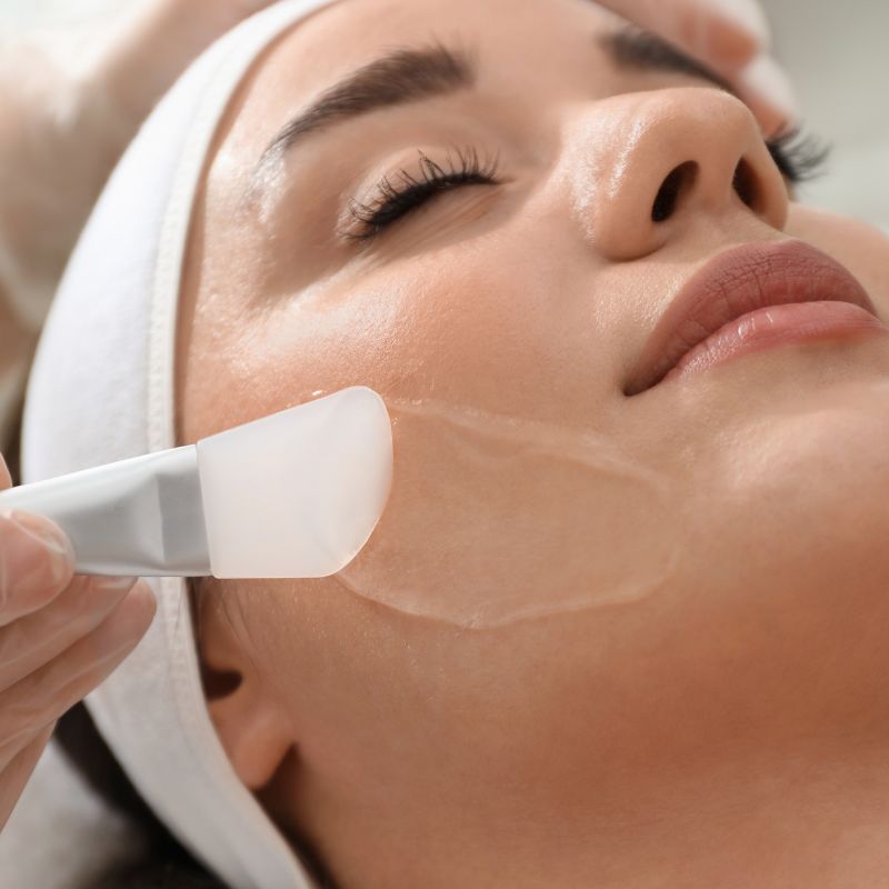 Guia Completo: Como Preparar a Pele para o Peeling de Diamante