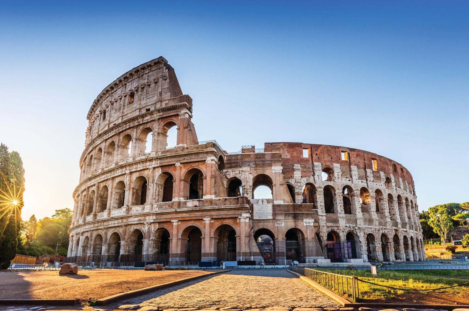 quando foi a construção do Coliseu de Roma