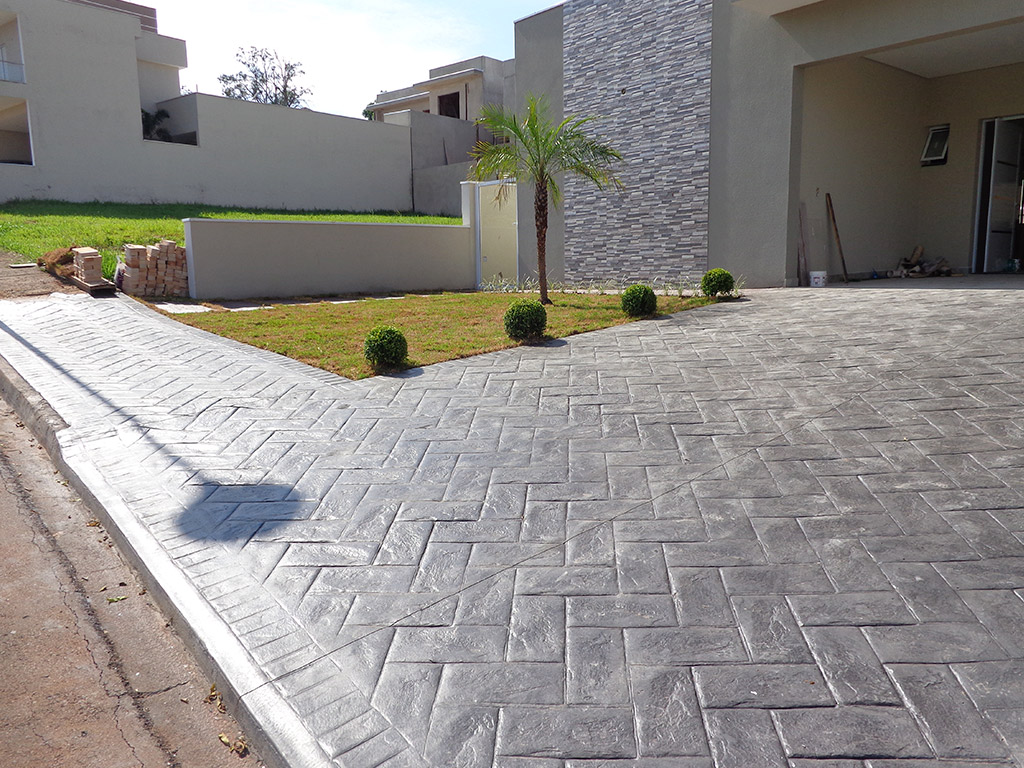 Guia Completo: Tendências em Materiais e Tecnologias para Calçadões Urbanos