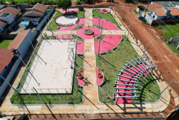 5 ideias de títulos:
1. Reforma de Praças: Um Guia Completo para Revitalização Urbana
2. Como Solicitar a Reforma de uma Praça Pública na Sua Cidade
3. Aspectos Legais e Técnicos Essenciais na Reforma de Praças
4. O Papel da Comunidade na Revitalização de Espaços Públicos
5. Benefícios da Reforma de Praças para o Bem-Estar Social