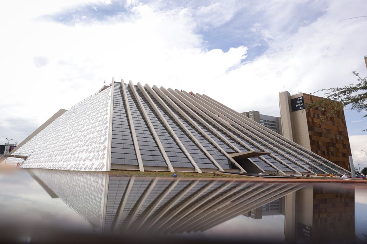 Estudo de Caso: A Reforma do Teatro Nacional Cláudio Santoro