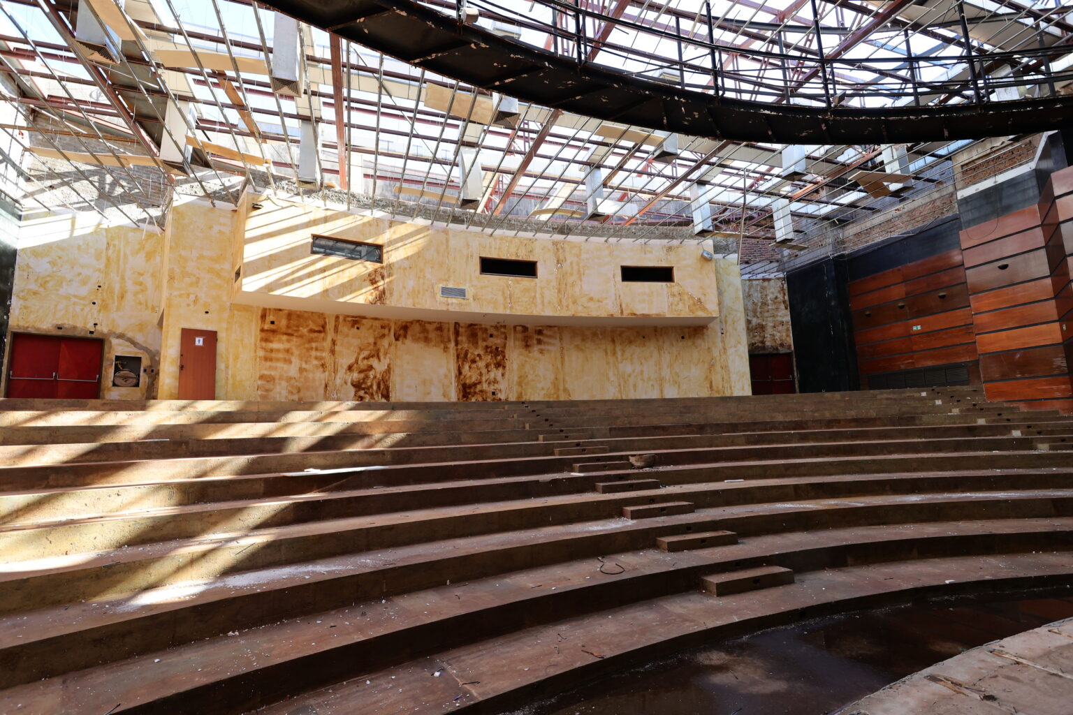 Guia Completo: Como Planejar a Reforma de um Teatro Histórico