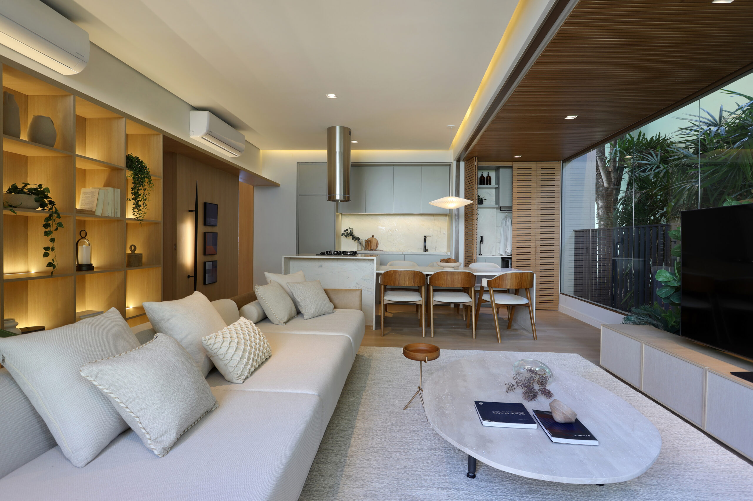 Transforme Seu Flat de Praia: Dicas Essenciais de Reforma e Materiais Duráveis