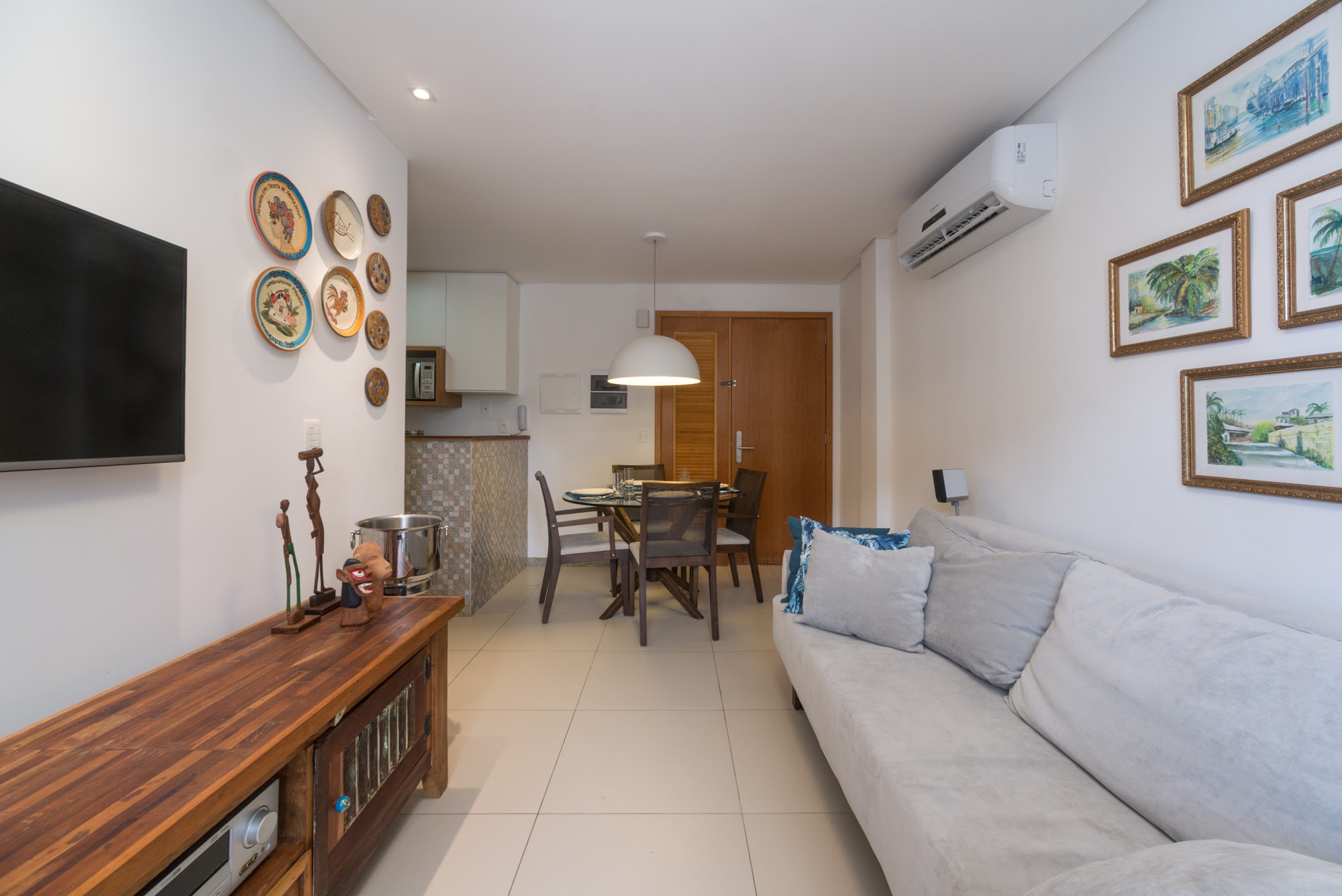 Decoração de Flat na Praia: Crie um Refúgio Perfeito com Cores e Elementos Naturais