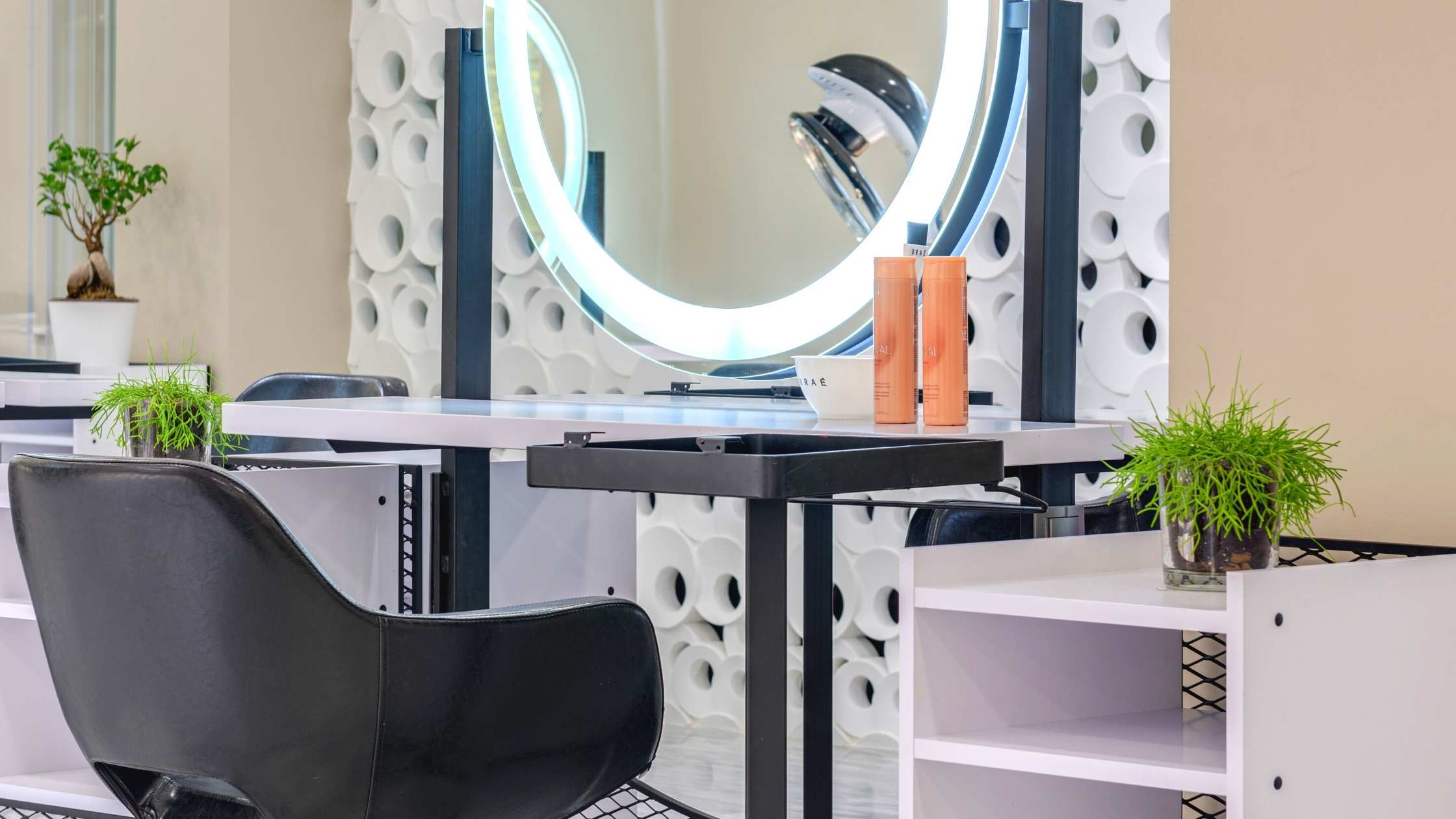 reforma e decoração de salão de beleza masculino