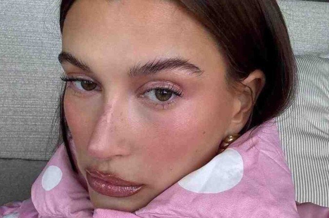 tendências de sobrancelha