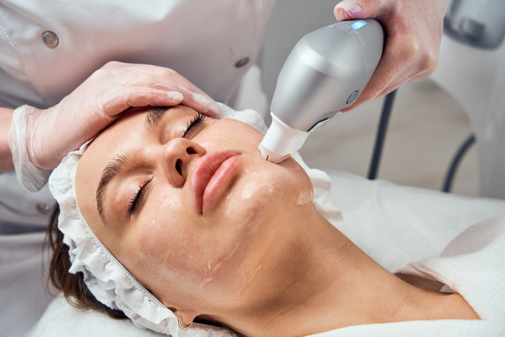 ultraformer ou radiofrequência para flacidez pescoço